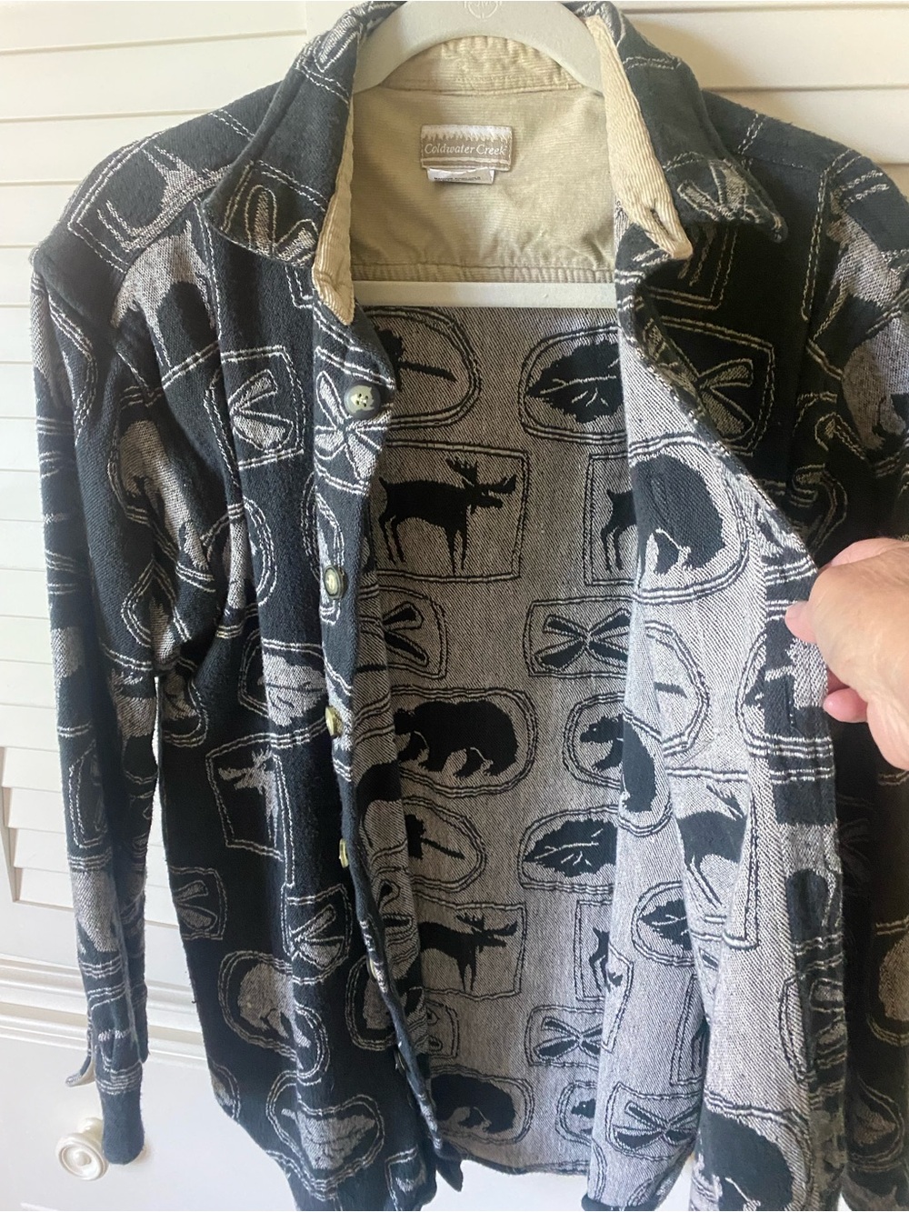 Coldwater Creek Black Graphic Nature Button-Down Shirt - Picture 7 of 7